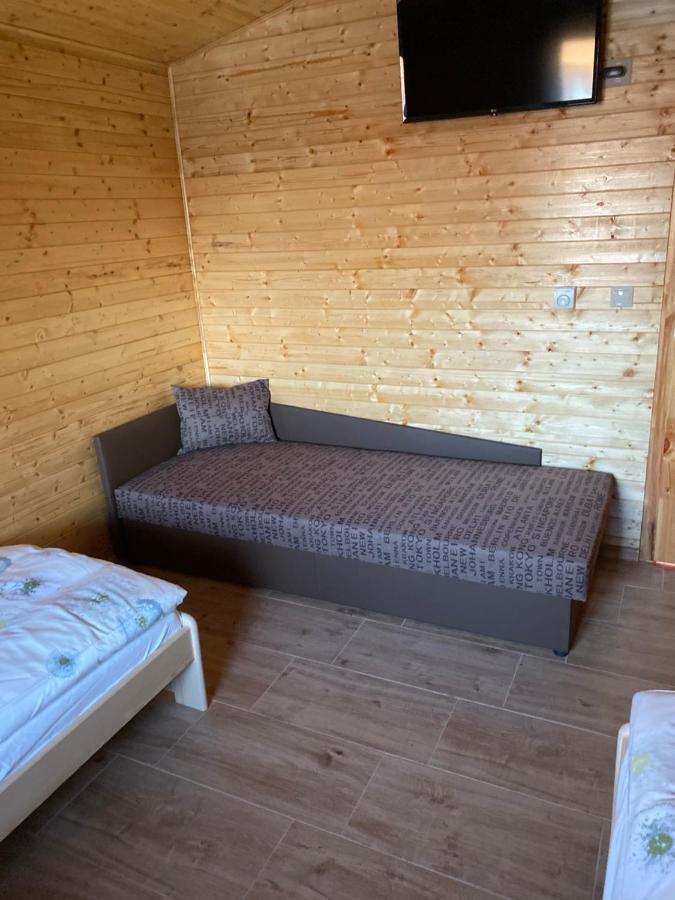 Chata Pri Jazere - 6Km Od Slovakia Ringu Felsőpatony Kültér fotó